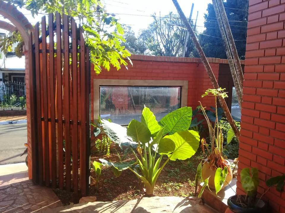 El Uru Suite Hotel Puerto Iguazú Exterior foto